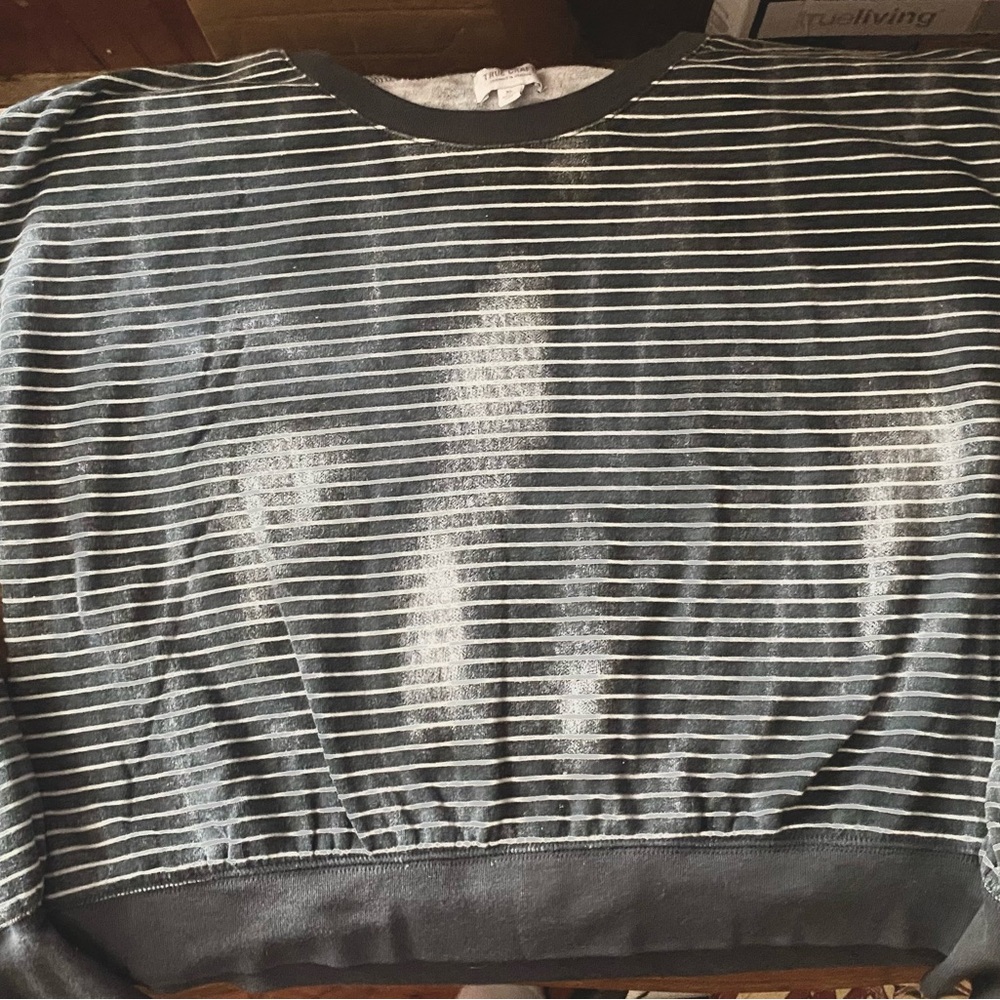 True Craft Men's Black and Gray Striped Crewneck Sweater